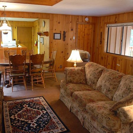9S Pine Cabin South Wawona Eksteriør bilde